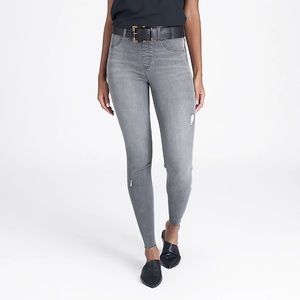SPANX Distressed Ankle Jeans Denim nwt